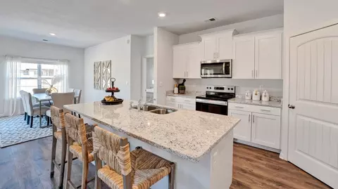 Kitchen - 23 Powell Pl, Byhalia, MS 38611 photo 1 of 14