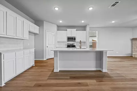 Kitchen - 1205 Colca Dr, Springtown, TX 76082 photo 1 of 2