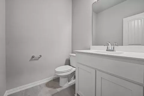 Bath - 1205 Colca Dr, Springtown, TX 76082 photo 1 of 4