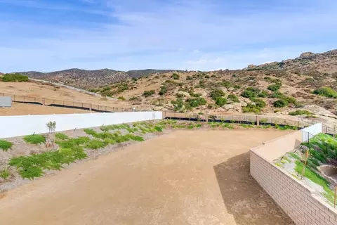 Exterior - 6536 Canyon Oaks, Simi Valley, CA 93063 photo 1 of 12