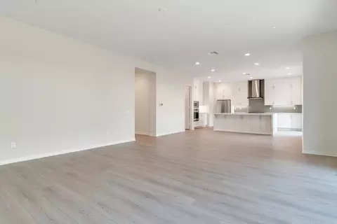 Living - 6536 Canyon Oaks, Simi Valley, CA 93063 photo 3 of 10