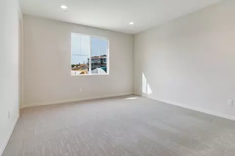 Bedroom - 6536 Canyon Oaks, Simi Valley, CA 93063 photo 6 of 10