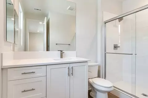 Bath - 6536 Canyon Oaks, Simi Valley, CA 93063 photo 9 of 9