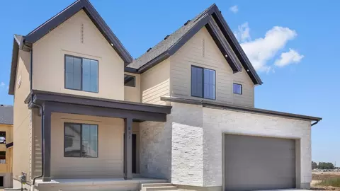Exterior - 718 N 1600 E, Salem, UT 84653 photo 2 of 18