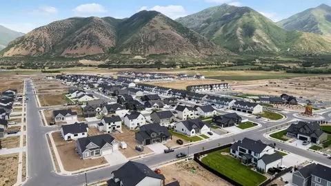 View/Area - 718 N 1600 E, Salem, UT 84653 photo 9 of 18