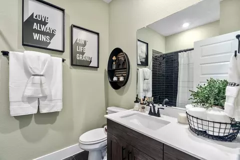 Bath - 18804 Hopper Ln, Austin, TX 78738 photo 3 of 3
