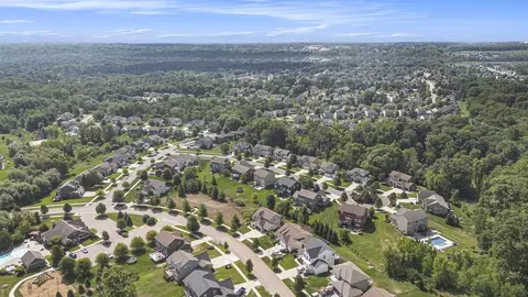 View/Area - 3105 Hollace Dr, Jenison, MI 49428 photo 5 of 14