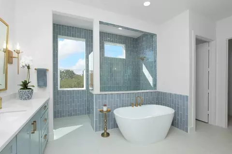 Bath - 3117 Shaddock Blvd, Rockwall, TX 75032 photo 1 of 2