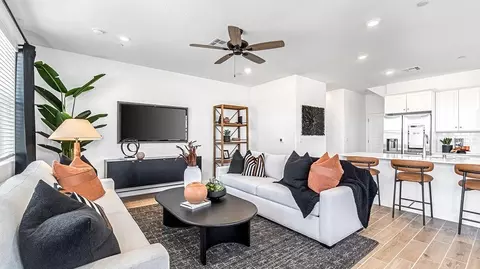 Living - 1848 Mohave Rd S, Madera, CA 93636 photo 1 of 2
