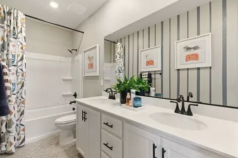 Bath - 1838 S Romesh St, Mountain House, CA 95391 photo 5 of 12