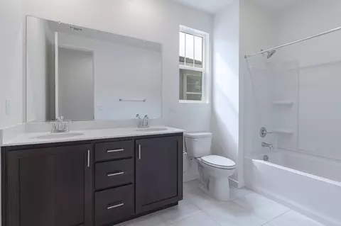 Bath - 1838 S Romesh St, Mountain House, CA 95391 photo 3 of 12