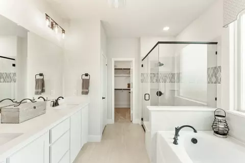 Bath - 301 River Meadows Ln, Argyle, TX 76226 photo 1 of 9