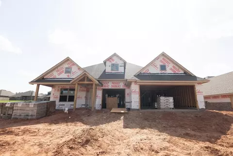8340 Hazelwood Way, Edmond, OK 73034