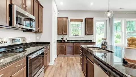 Kitchen - 4006 Cresswind Blvd, Monroe, NC 28110 photo 2 of 10