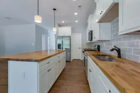 Kitchen - Undisclosed, Chesapeake, VA 23322 photo 2 of 7