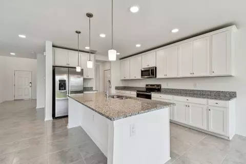 Kitchen - 13718 Chestnut Ridge Dr, Hudson, FL 34669 photo 1 of 3