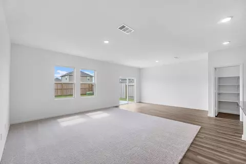 Living - 10858 Curving Creek Loop, Parrish, FL 34219 photo 1 of 3