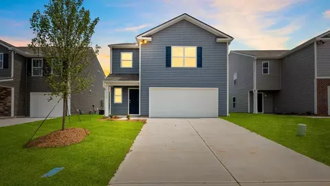 31 Katherine Emilie Dr, Hendersonville, NC 28792