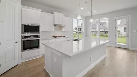 Kitchen - 305 Box Elder Ct, Waller, TX 77484 photo 1 of 5