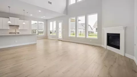 Living - 305 Box Elder Ct, Waller, TX 77484 photo 2 of 3