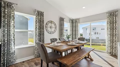 Dining - 1878 Rainier Dr, Shakopee, MN 55379 photo 3 of 3