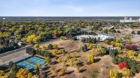 View/Area - 1878 Rainier Dr, Shakopee, MN 55379 photo 3 of 4