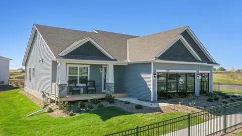 Exterior - 1878 Rainier Dr, Shakopee, MN 55379 photo 8 of 10