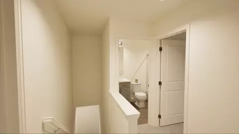 Entry Way - 3950 N Tempe St, Aurora, CO 80019 photo 2 of 2