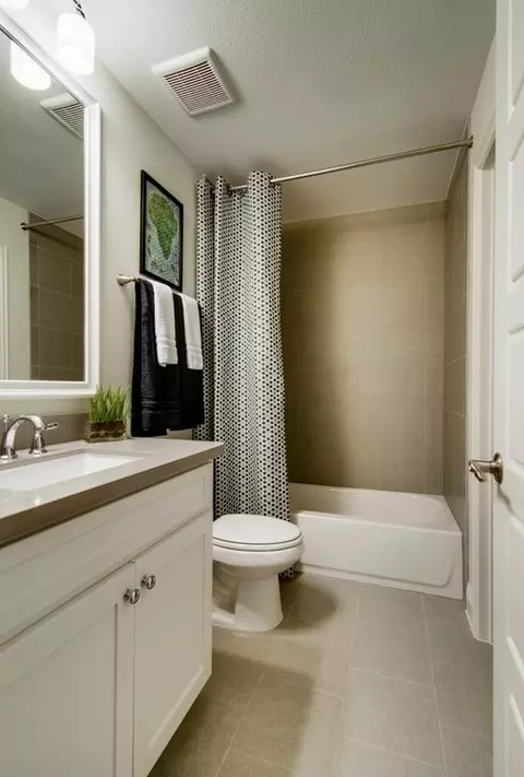 Bath - 2012 Rangeland Way, Argyle, TX 76226 photo 4 of 6