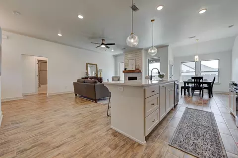 Entry Way - 2109 Josslyn Pl, Edmond, OK 73034 photo 5 of 6