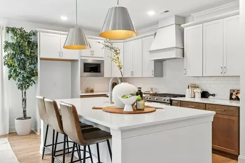 Kitchen - Fox Gap Ln, Hixson, TN 37343 photo 3 of 3