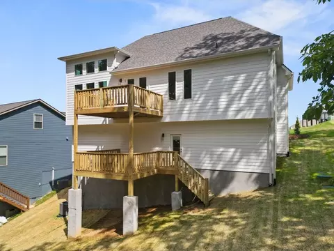 Exterior - Fox Gap Ln, Hixson, TN 37343 photo 3 of 7