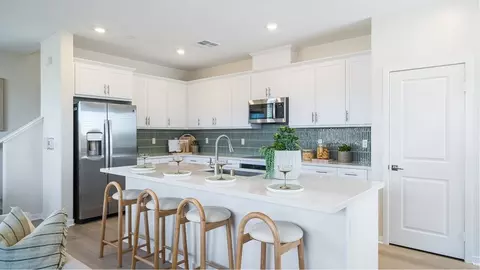 Kitchen - 3255 Sprout Paseo, Ontario, CA 91761 photo 4 of 6