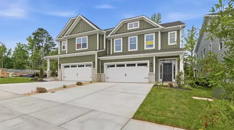 Exterior - 6404 Quinlynn Pl, Midlothian, VA 23112 photo 5 of 9