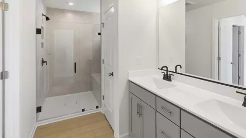 Bath - 6404 Quinlynn Pl, Midlothian, VA 23112 photo 6 of 6
