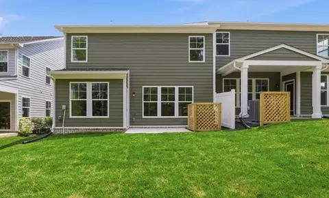 Exterior - 6404 Quinlynn Pl, Midlothian, VA 23112 photo 9 of 9
