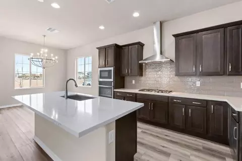 Kitchen - 26417 N 21st Ln, Phoenix, AZ 85085 photo 2 of 5