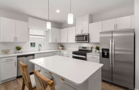 Kitchen - 1122 Sawmill Grove Dr, Durham, NC 27704 photo 2 of 2