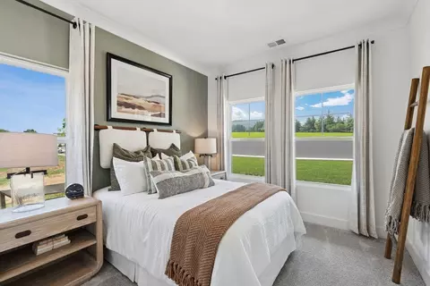 Bedroom - 101 Model Ct, Columbia, TN 38401 photo 6 of 8