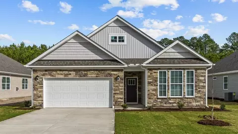 7001 Bayberry Park Dr, New Bern, NC 28562