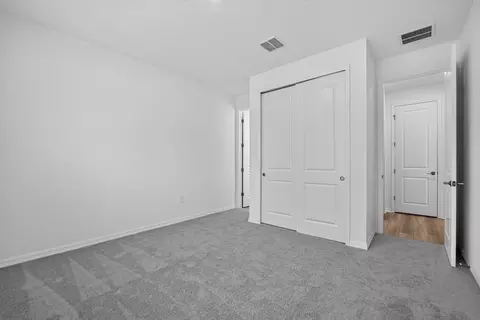 Bedroom - 903 Ladyfish Trl, Saint Cloud, FL 34771 photo 3 of 20