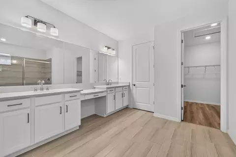Entry Way - 903 Ladyfish Trl, Saint Cloud, FL 34771 photo 2 of 4
