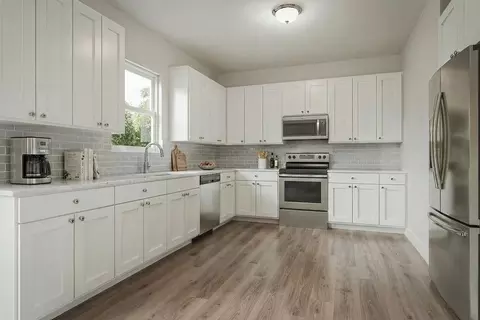Kitchen - 14 Mazzolla Ct, Delaware, OH 43015 photo 1 of 1