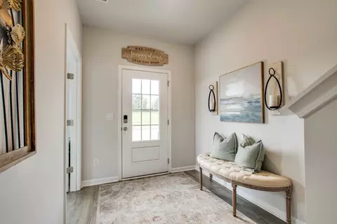Entry Way - 920 Liverpool Way, Baxter, TN 38544 photo 2 of 6