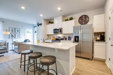 Kitchen - 920 Liverpool Way, Baxter, TN 38544 photo 1 of 12