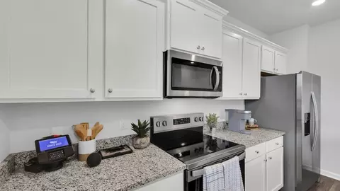 Kitchen - 151 Fuller Rd, Holly Hill, SC 29059 photo 7 of 7