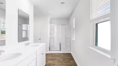 Bath - 151 Fuller Rd, Holly Hill, SC 29059 photo 2 of 5