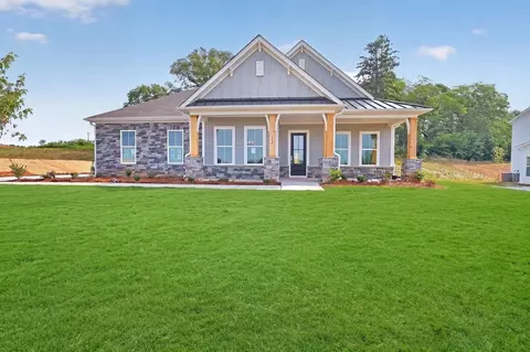 324 Hunter Rd, Simpsonville, SC 29681