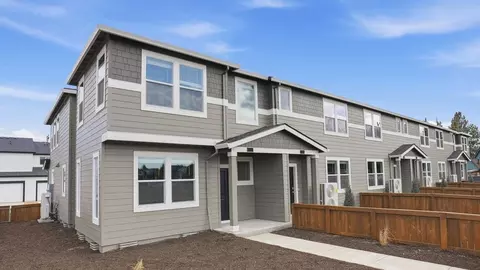 62733 Eagle Rd, Bend, OR 97701
