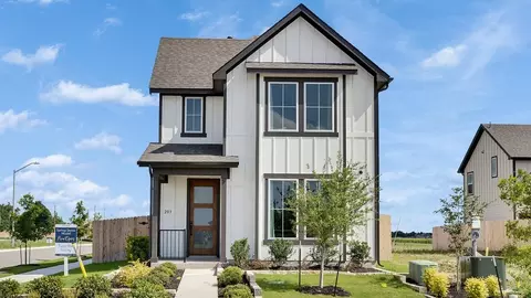 153 Greinert Dr, Taylor, TX 76574